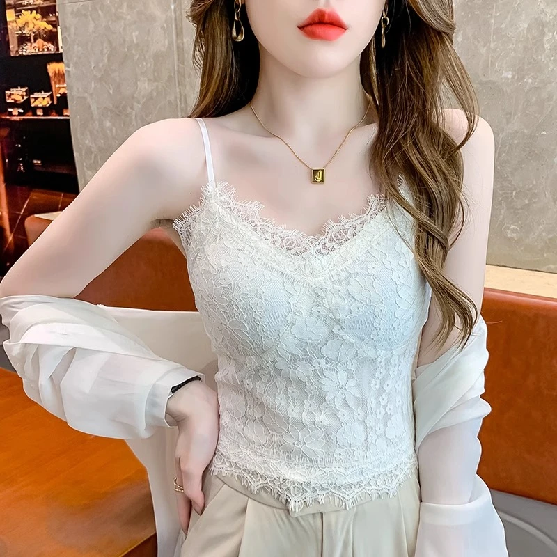 独特别致法式蕾丝小吊带背心女2025新款秋内搭一体带胸垫打底上衣