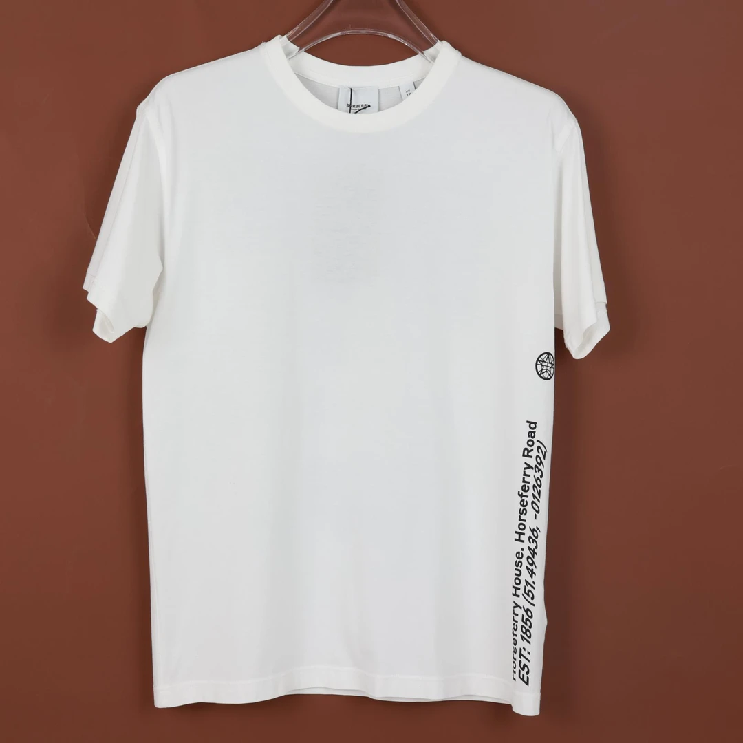 Burberry短袖/Xs码/胸围49/衣长66