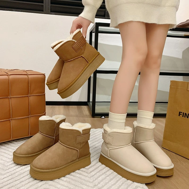 周冬雨同款加厚增高雪地靴女2024冬新款皮毛一体加绒短筒靴棉鞋