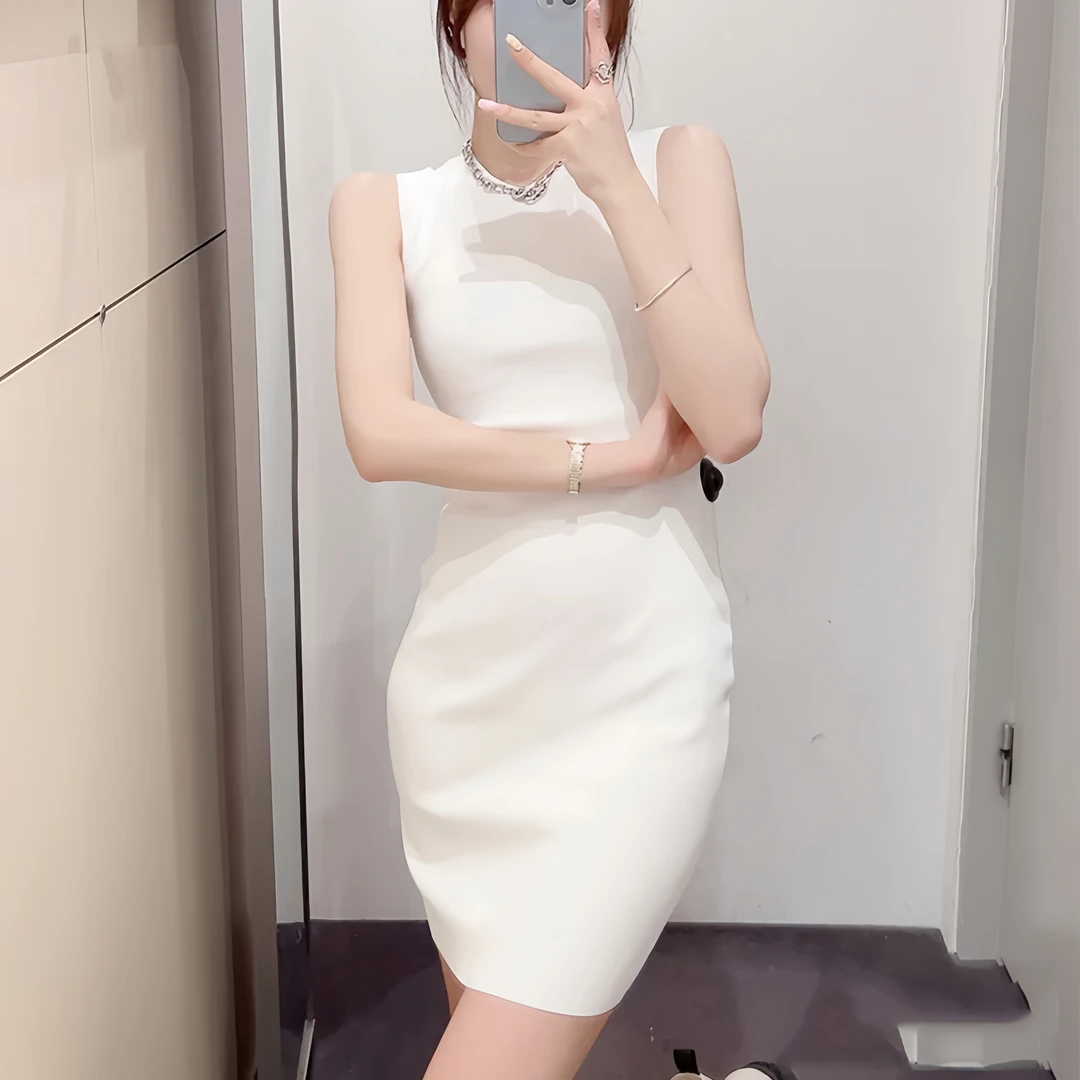 高定冰丝针织圆领无袖背心连衣裙女小众设计感气质修身包臀小黑裙