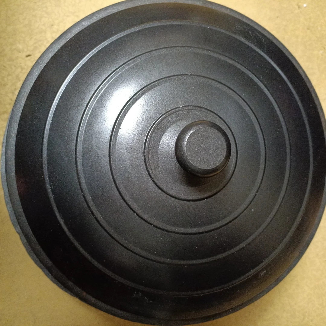 朝鲜族传统老式无涂层铸铁锅