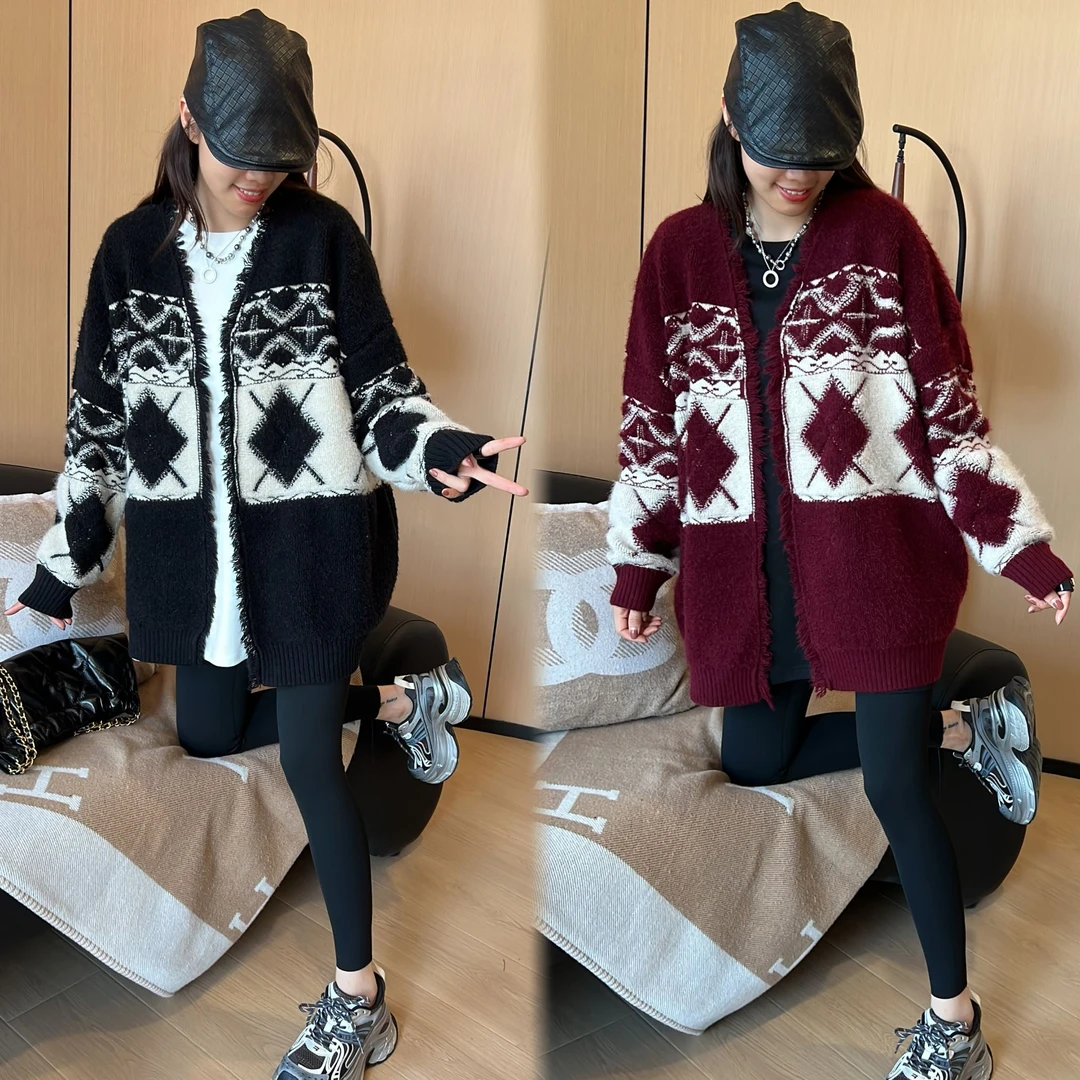 二姐的宝藏秋冬V领流苏毛边菱形设计感拼色宽松毛衣外套#24321