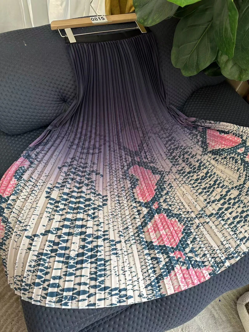 反季清仓半身裙800-999女装半身裙时尚百搭渐变色春夏