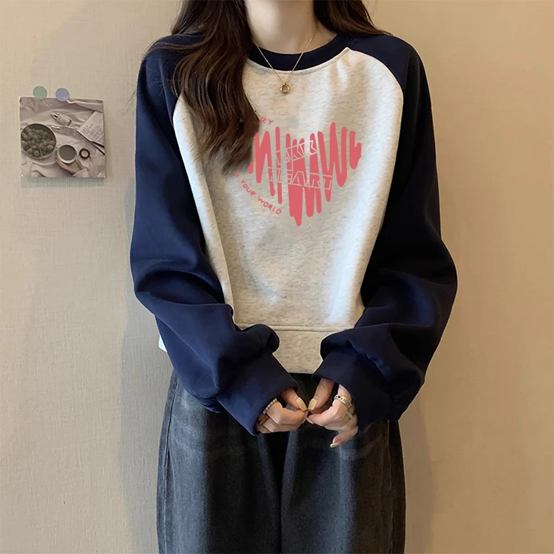 春秋美式复古撞色插肩圆领字母卫衣女小个子宽松慵懒短款加绒上衣