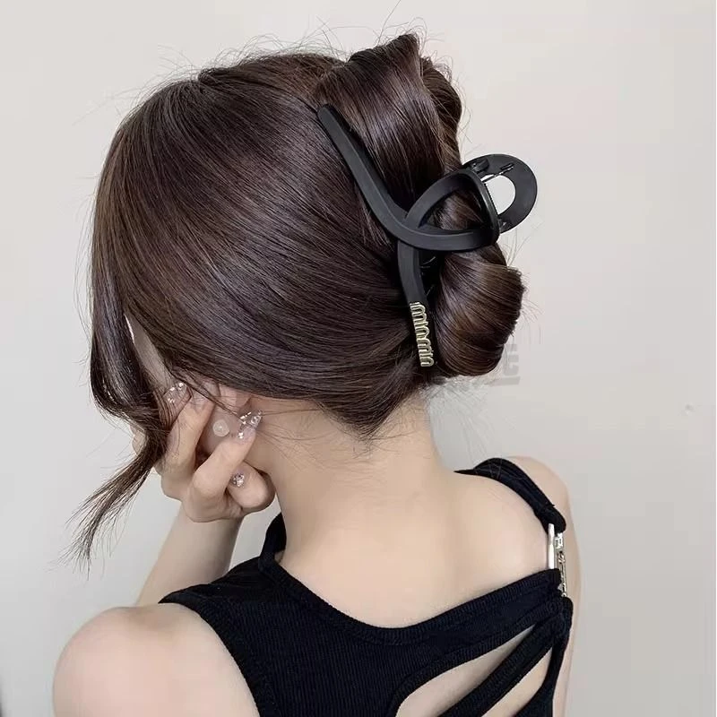 超大号黑色磨砂抓夹女2024年新款盘发鲨鱼夹子发夹后脑勺发抓头饰