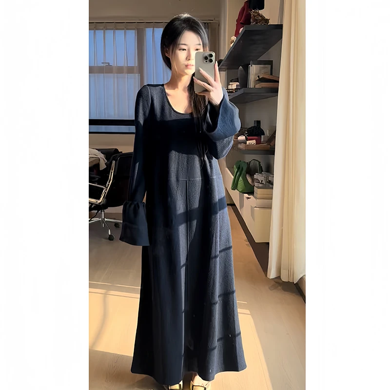 张七七长袖针织连衣裙女2024新款袖口可脱卸A版U领长裙