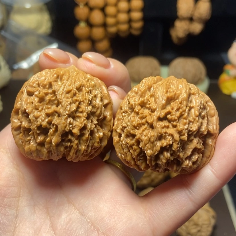 【闪购商品】文玩核桃吊坠威****东