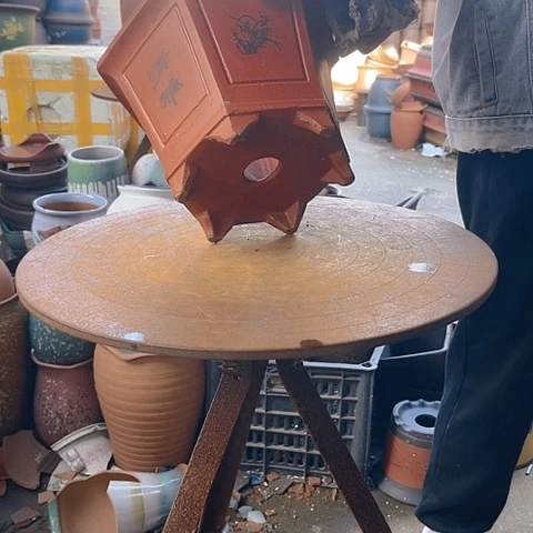 紫砂20CM（含）-50CM（不含）清雅红六方25