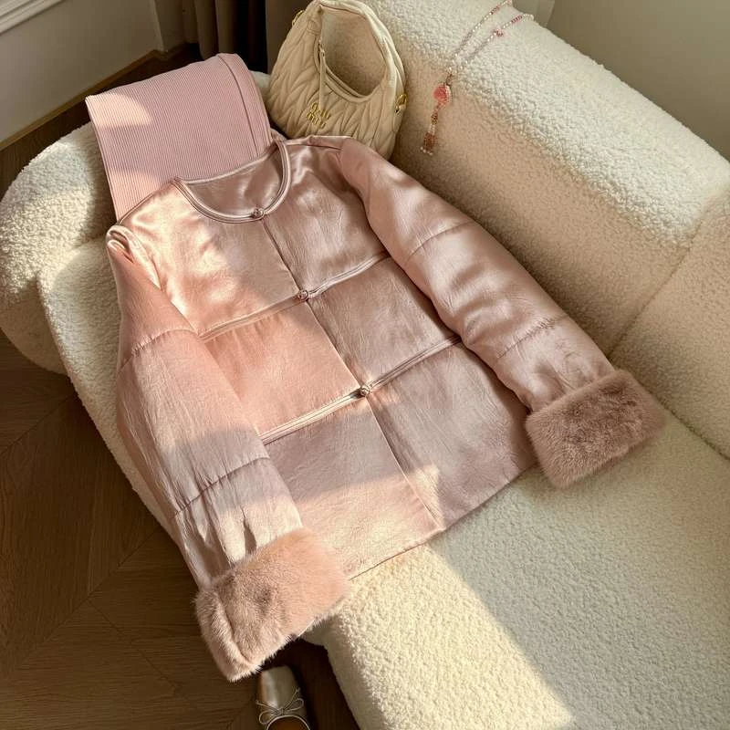 盈盈推荐《盈玉》2024冬季新款百搭时尚气质秋冬保暖棉服外套3052