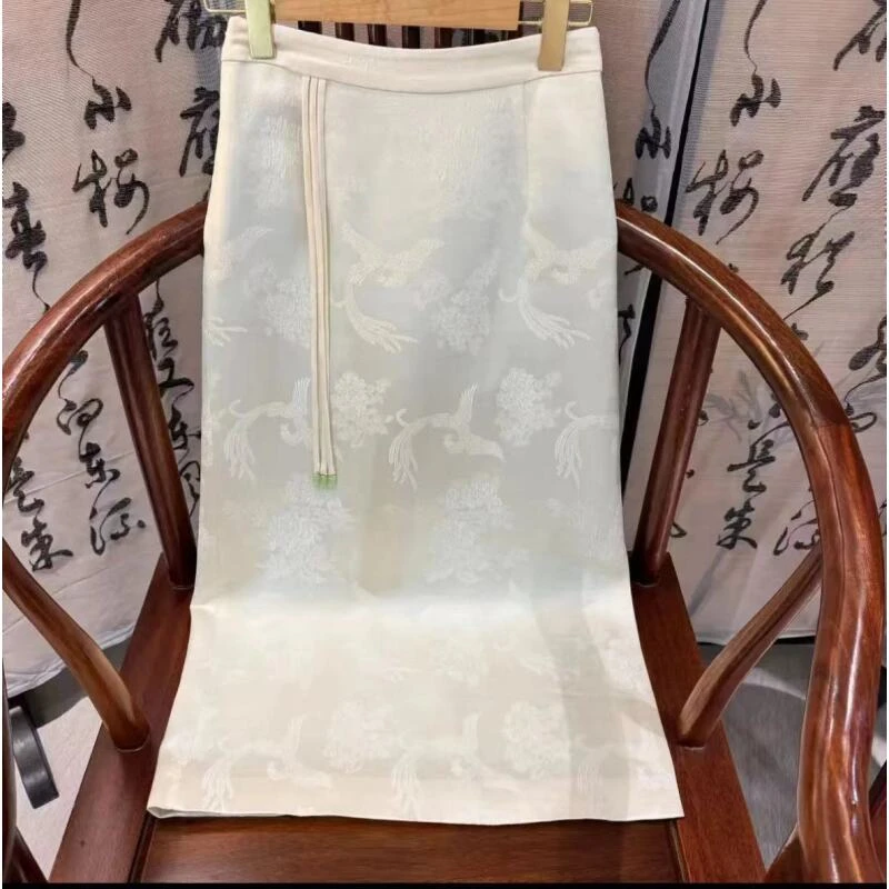 盈盈推荐 2024早春新款 时尚提花新中式半身裙7361