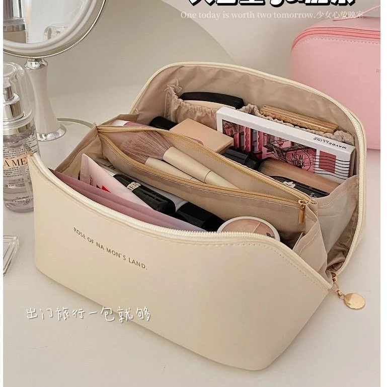 外出随身携带旅行化妆包高级感大容量网红爆款2024女士款新款收纳