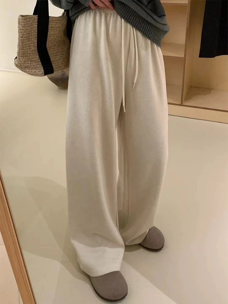 米蓝家名殿高品巨保暖显瘦～今年的第一条贝姆绒羊毛阔腿裤8816