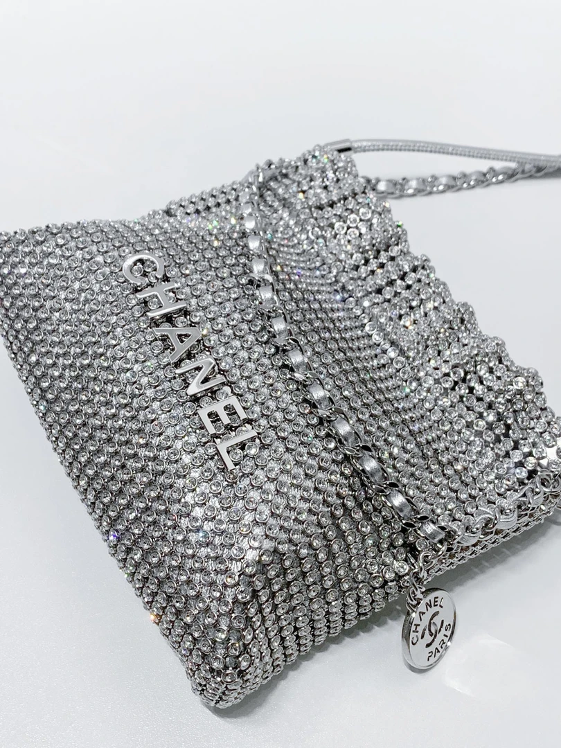 99新 Chanel/香奈儿 HIHI24S22bagmini钻石芯片款10908746JL