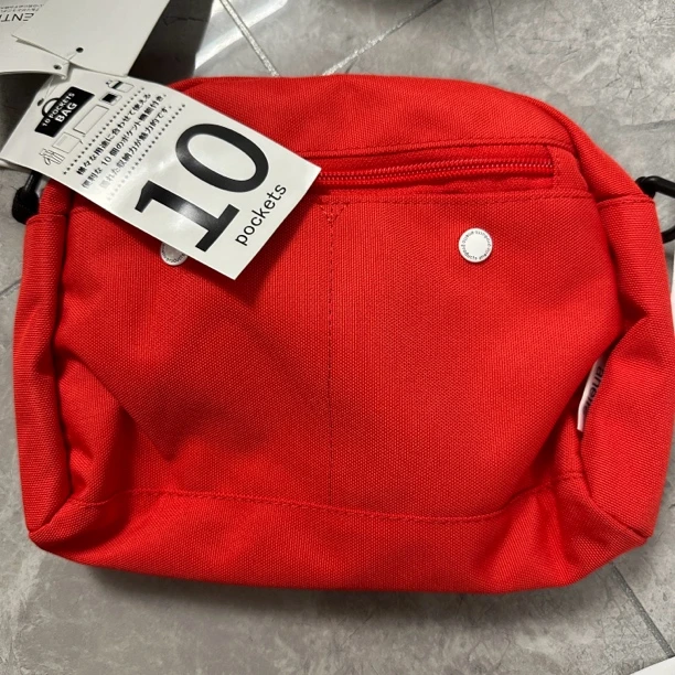 乐T亮红色单肩包斜挎包 带有小零钱包