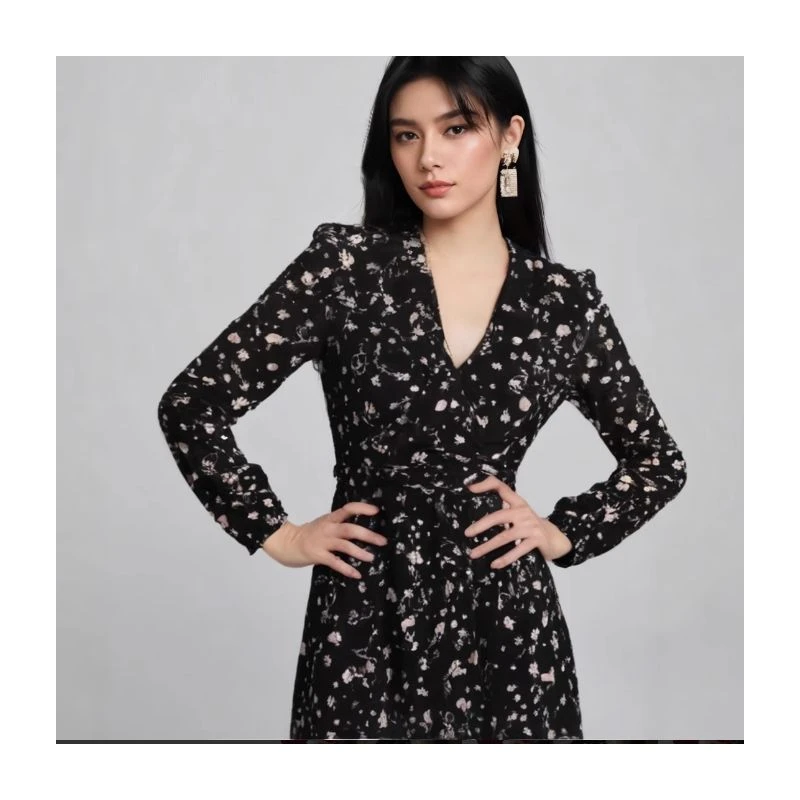 【303连衣裙】薇乐女装针织套装气质长袖秋季女士收腰时尚百搭