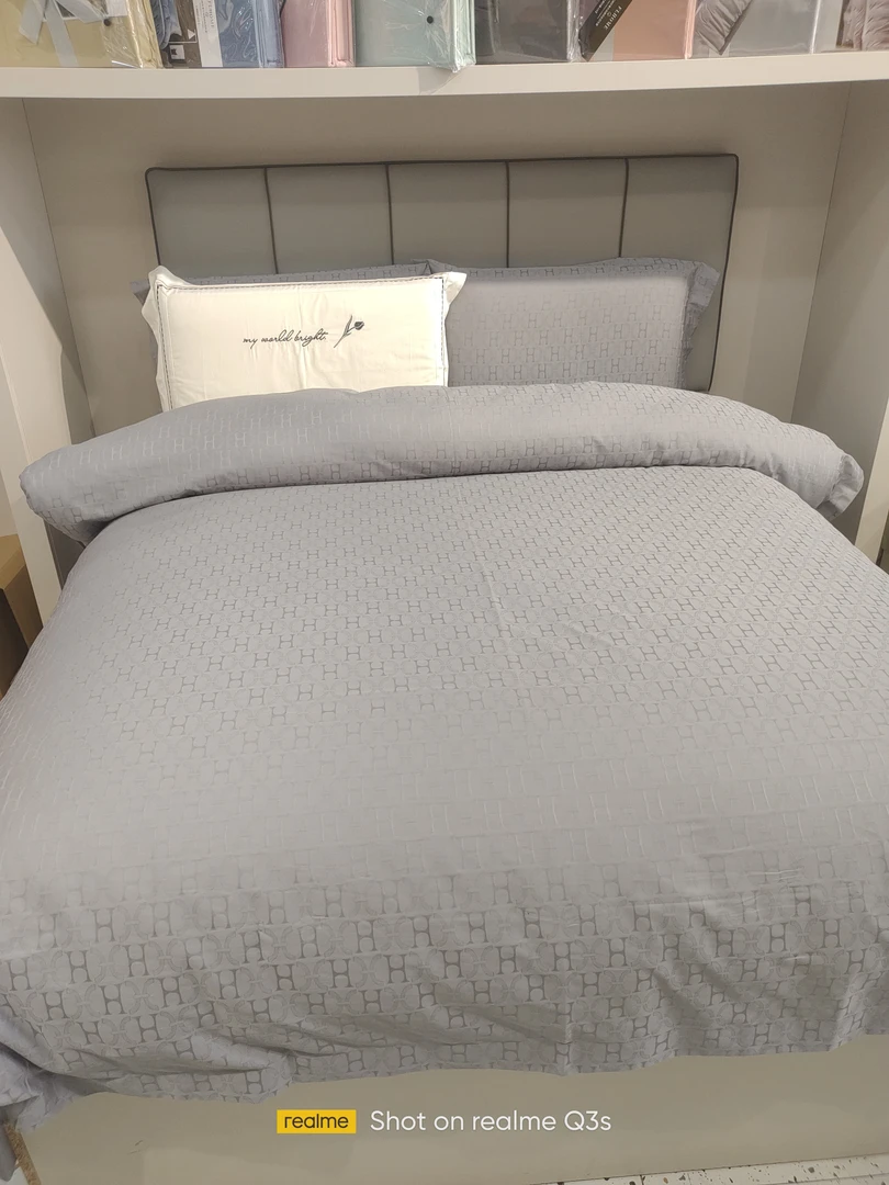 轻奢高级大气四件套