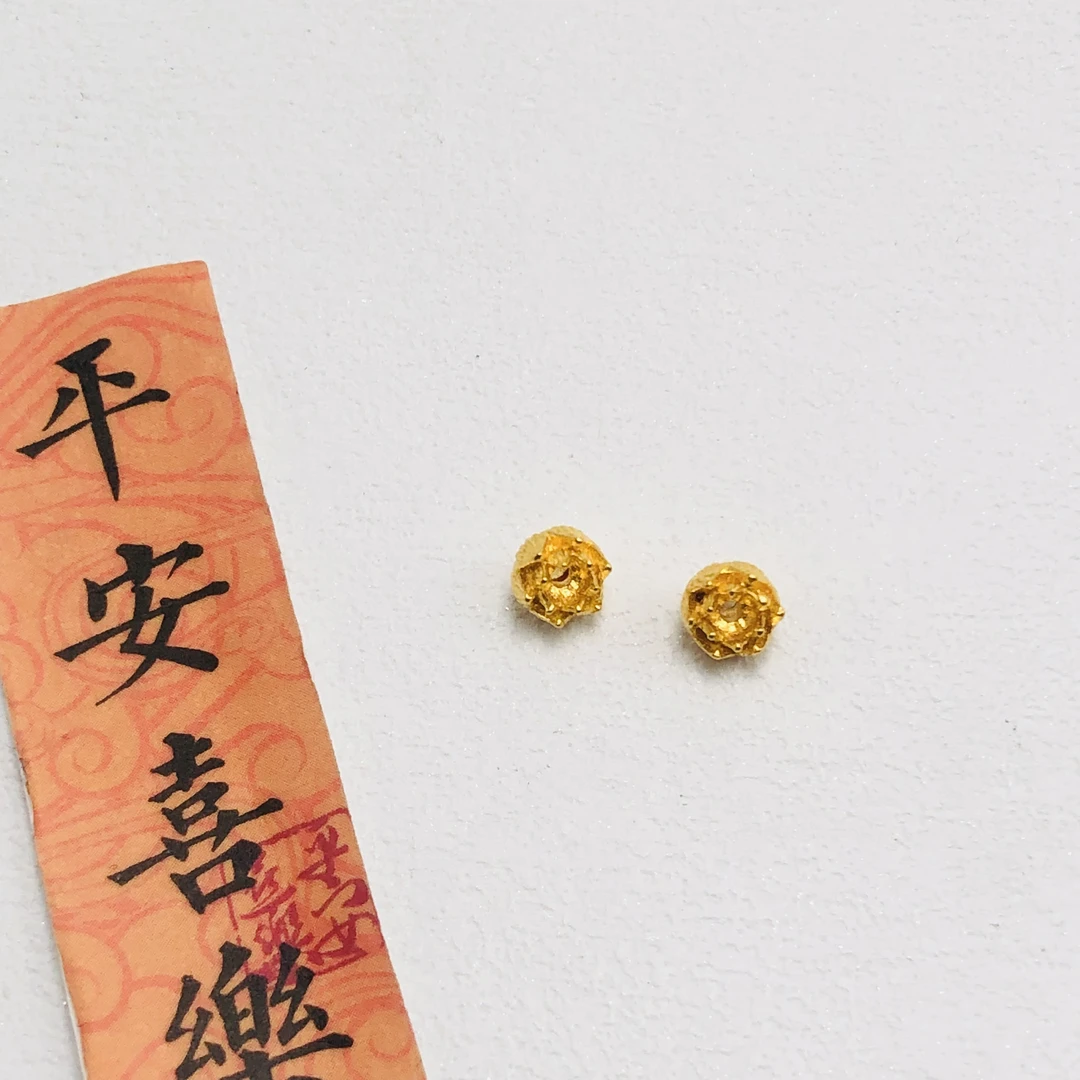 何方珠宝足金999秋冬新款莲花隔珠t