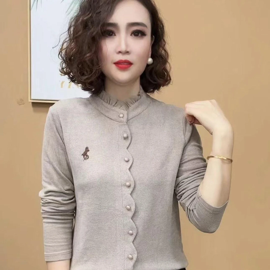 2024冬季新品时尚气质百搭长袖套头打底衫减龄秋冬高档上衣女款