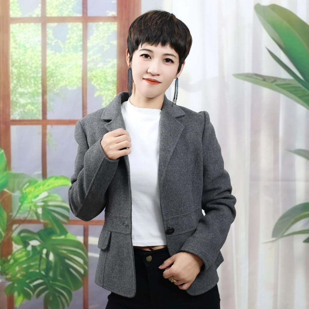 时尚新款外套（非直播期间，请勿下单购买）