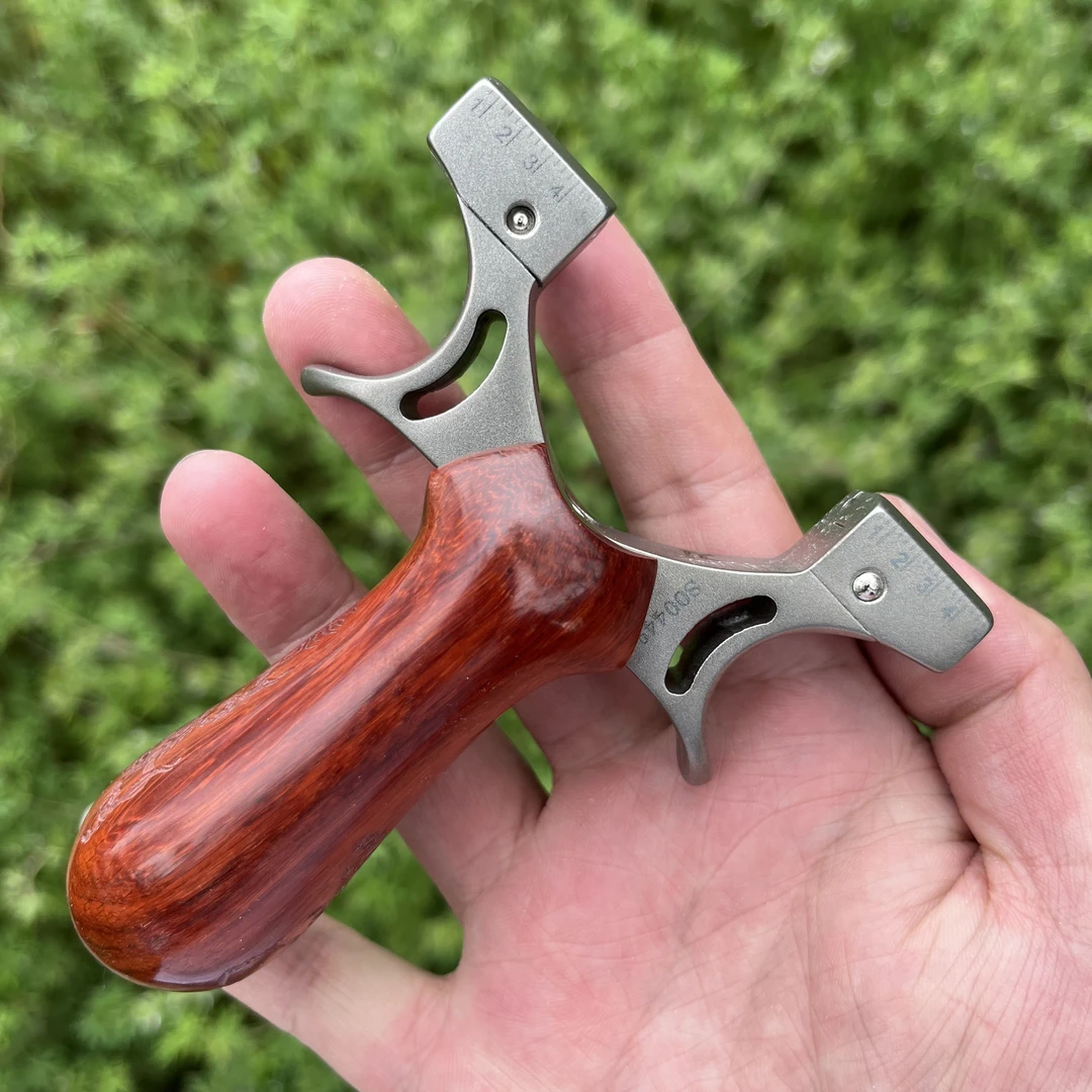 小叶紫檀雕刻追龙童年玩具夹片免绑快压掌中宝扁皮筋户外玩具把手