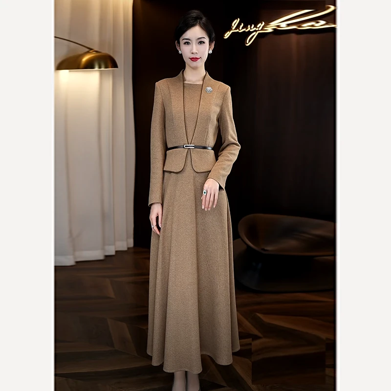 加厚毛呢连衣裙女2025秋冬新款长款过膝大摆长裙保暖修身打底裙子