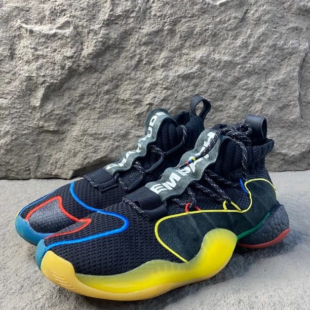 44码/市场价679/Adidas Crazy BYW X Boost 黑黄 篮球鞋 二手无盒
