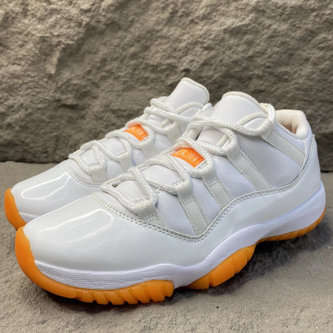 38码/市场价1199/Nike AJ11 白橙 低帮 篮球鞋 二手无盒