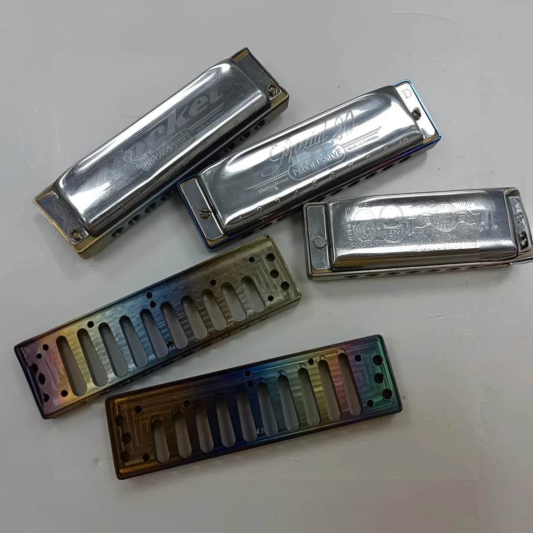 和来口琴sp20、火箭系列定制纯钛琴格、提升气密性操控性，音色，外观