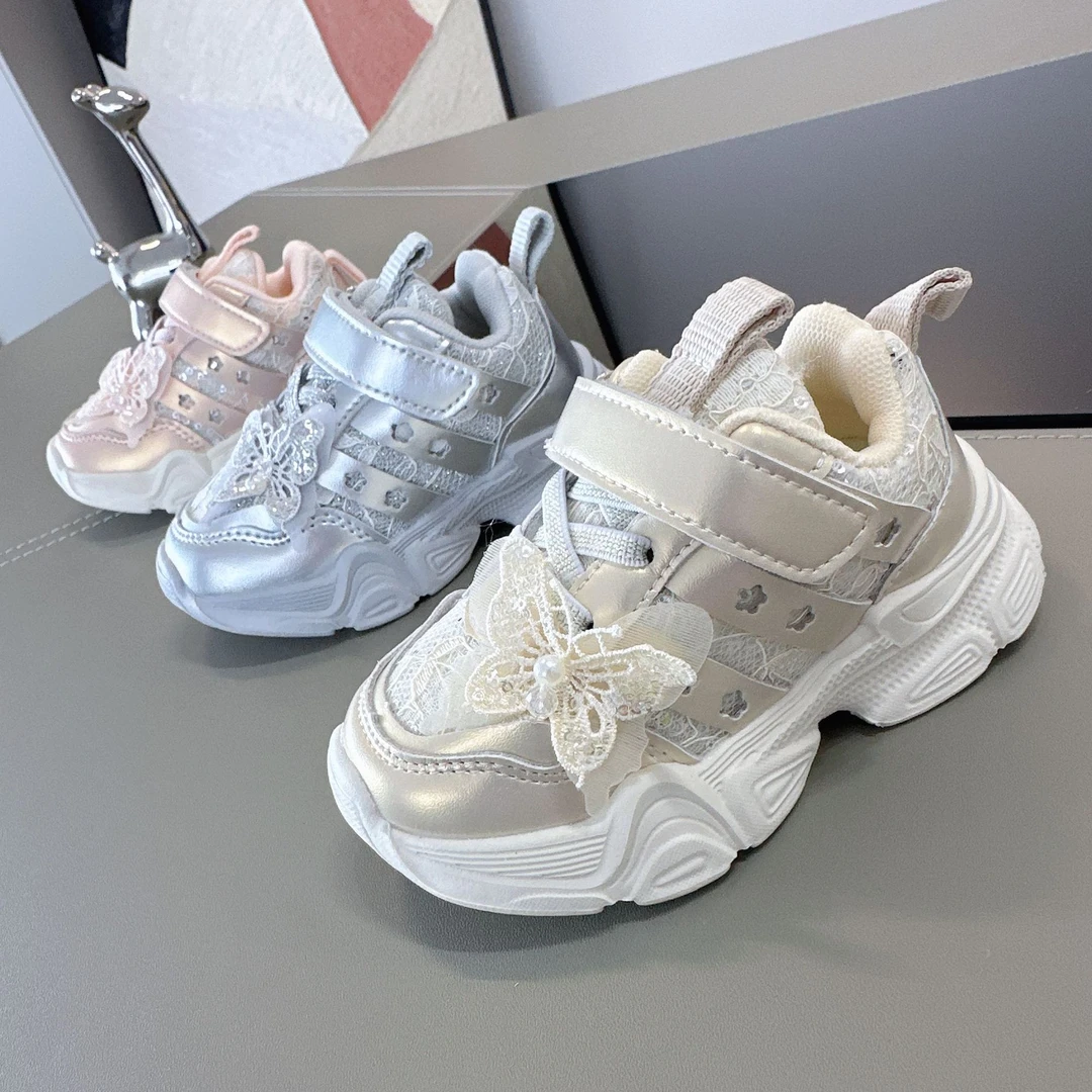 8851款女宝2024新款秋季蝴蝶银面运动鞋
