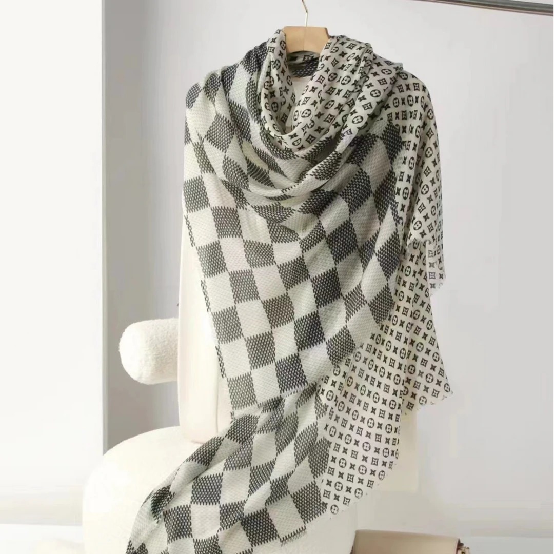 【经典四叶草】戒指绒90x200披肩春夏时尚轻薄款女士百搭羊绒围巾