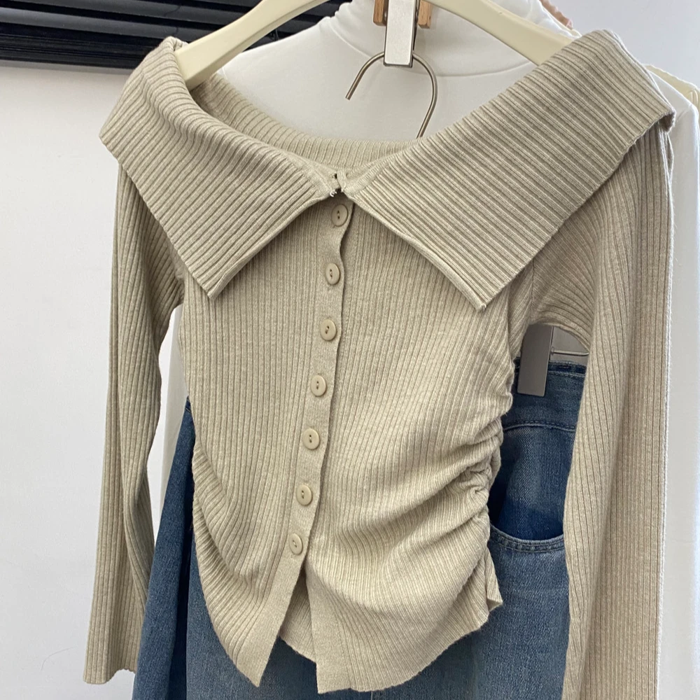 法式设计感露锁骨长袖针织开衫女秋季新款韩版气质褶皱修身打底衫