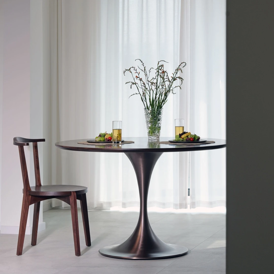 有斐实木圆桌北美黑胡桃简约客厅圆桌餐厅圆形餐桌网红家具圆桌