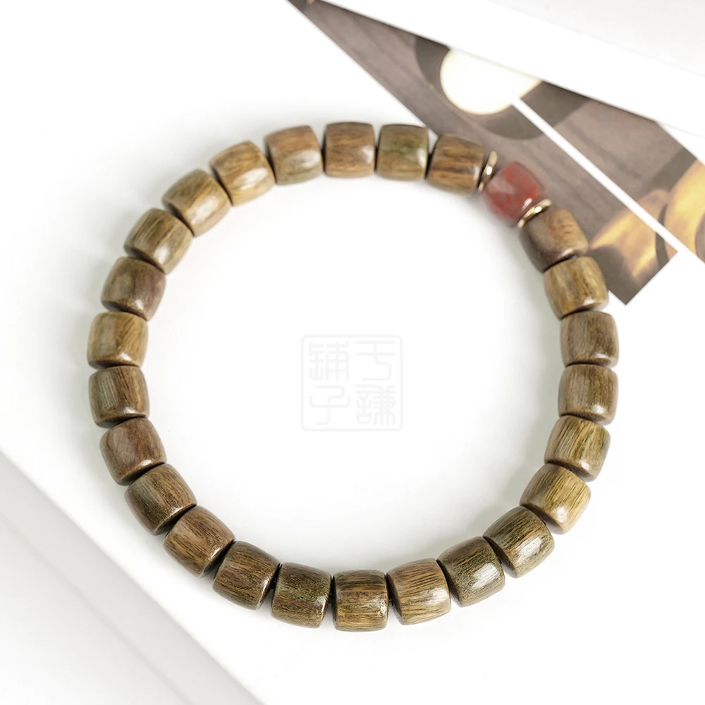 玉檀香超精工直切搭瓦西南红手串8mm【Y】