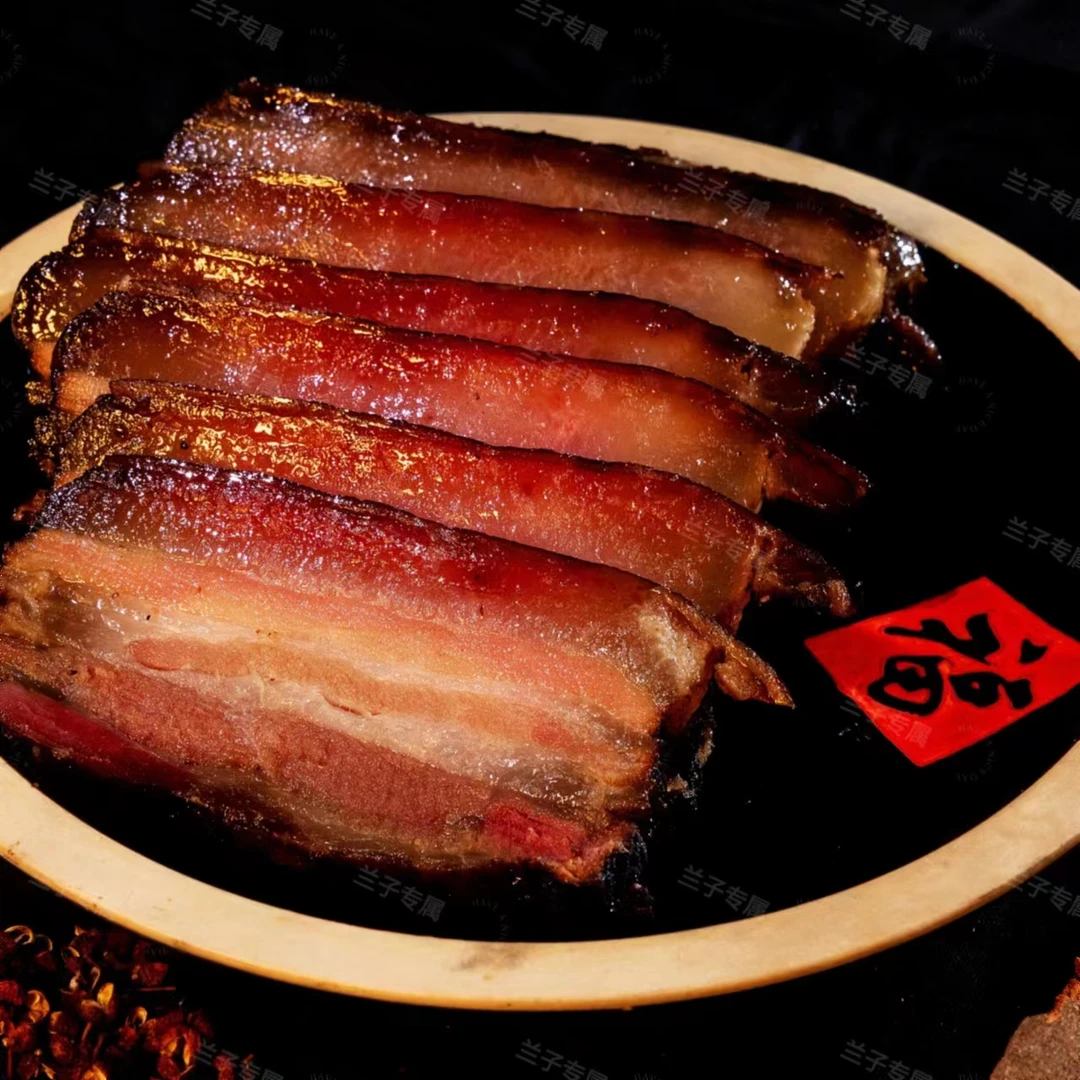 湖南湘西龙山苗市腊肉