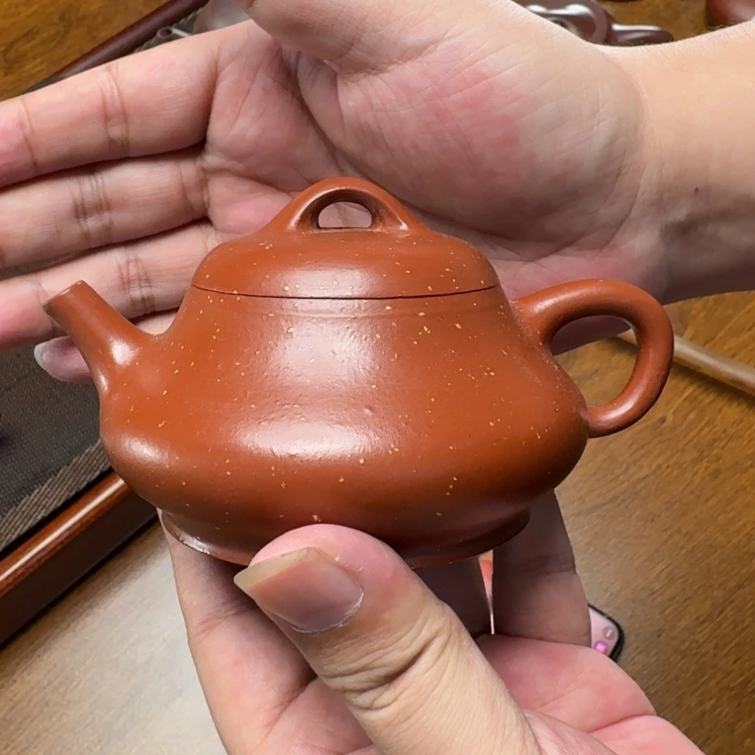 紫砂茶壶一****员宜兴紫砂