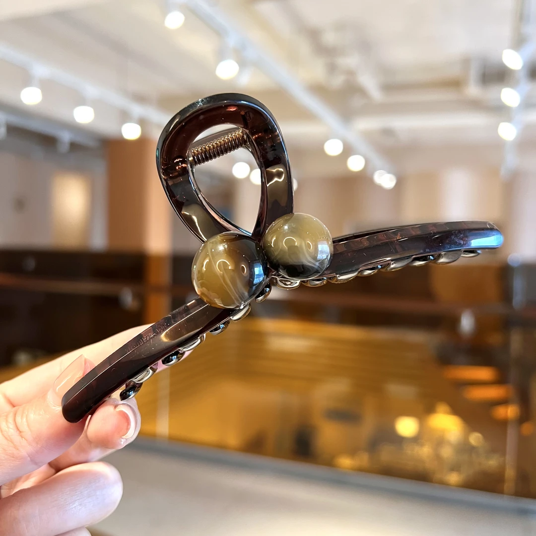 亚克力咖色渐变珠珠发夹气质轻奢质感洋气简约法式鲨鱼夹发卡发饰