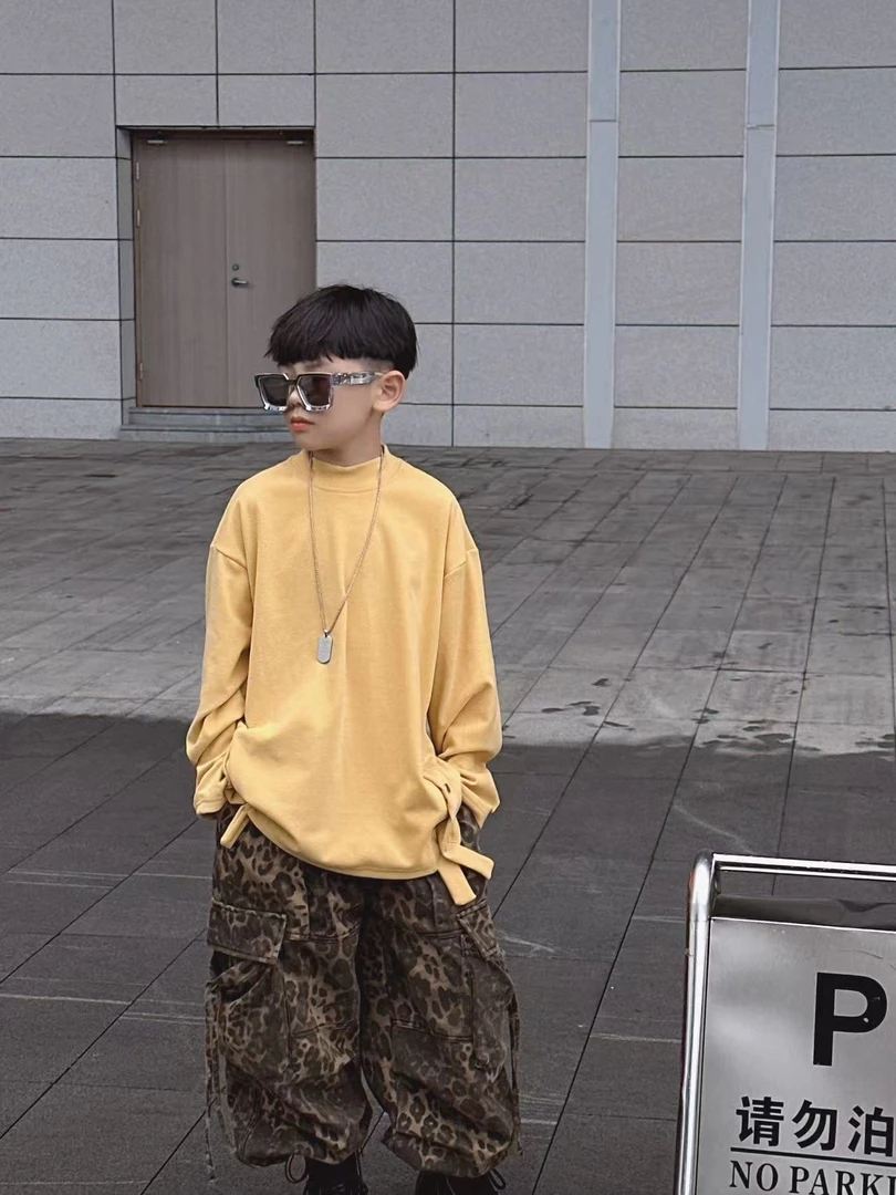 【蜡小新】【色系】校服神器 糯叽叽半高领打底衫，模特穿140，