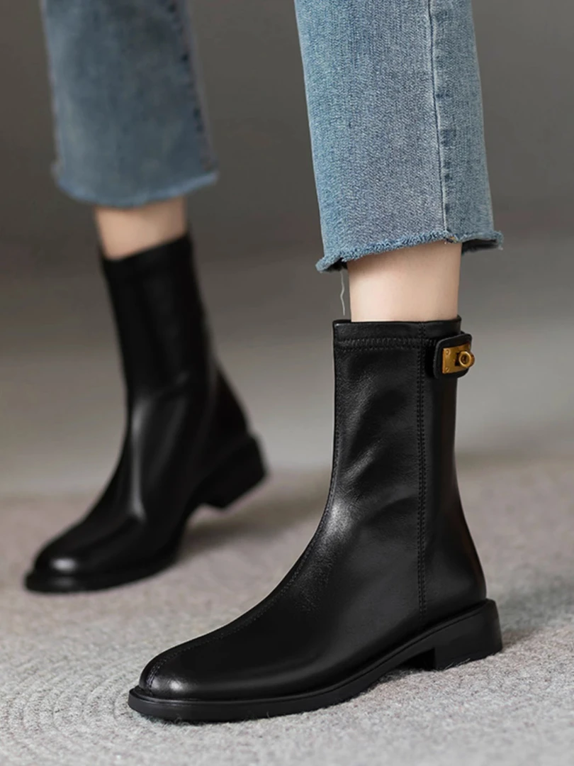 2025新款真皮百搭低跟马丁靴女秋冬单靴瘦瘦靴英伦风圆头中筒短靴