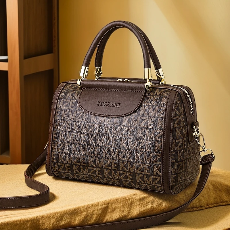 波士顿轻奢KMZE/卡曼资简约百搭枕头包时尚包包妈妈包印花经典