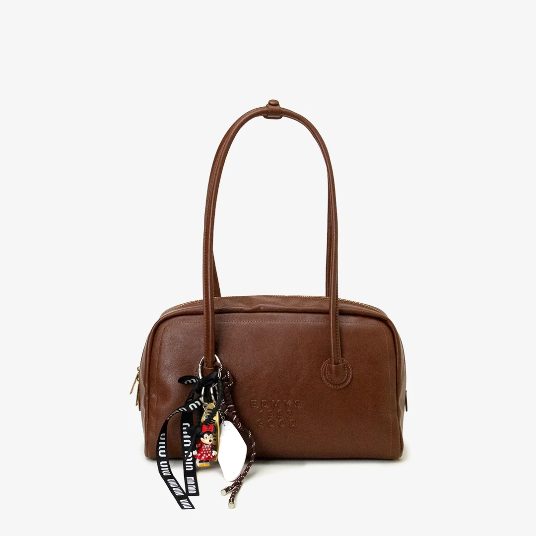 小众设计早秋新款美拉德棕色腋下包大包保龄球包2024单肩包轻奢