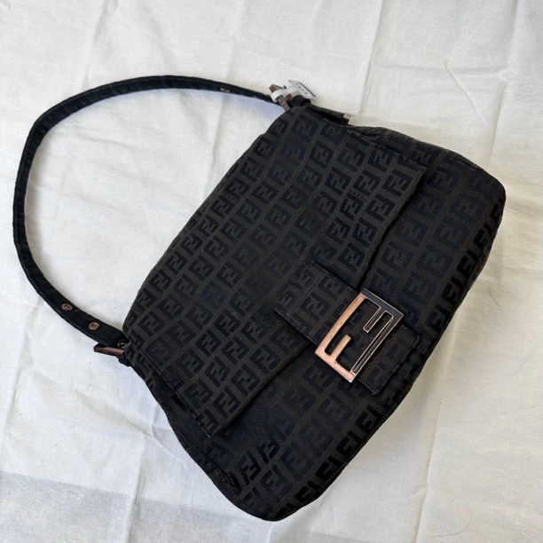 95新 FENDI/芬迪 芬迪手提腋下包/95新/320533