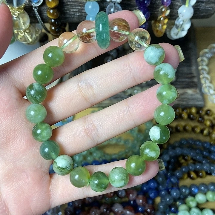 水晶手串未镶嵌青提奶盖