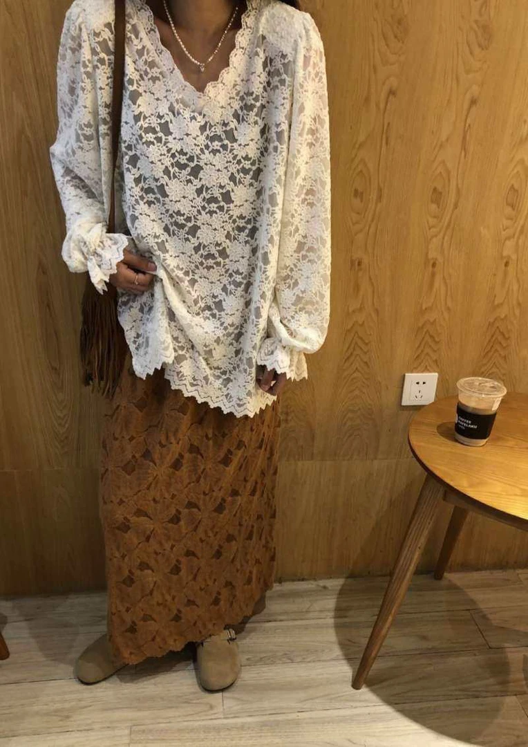 气质V领蕾丝上衣时尚百搭长袖显瘦中长款宽松