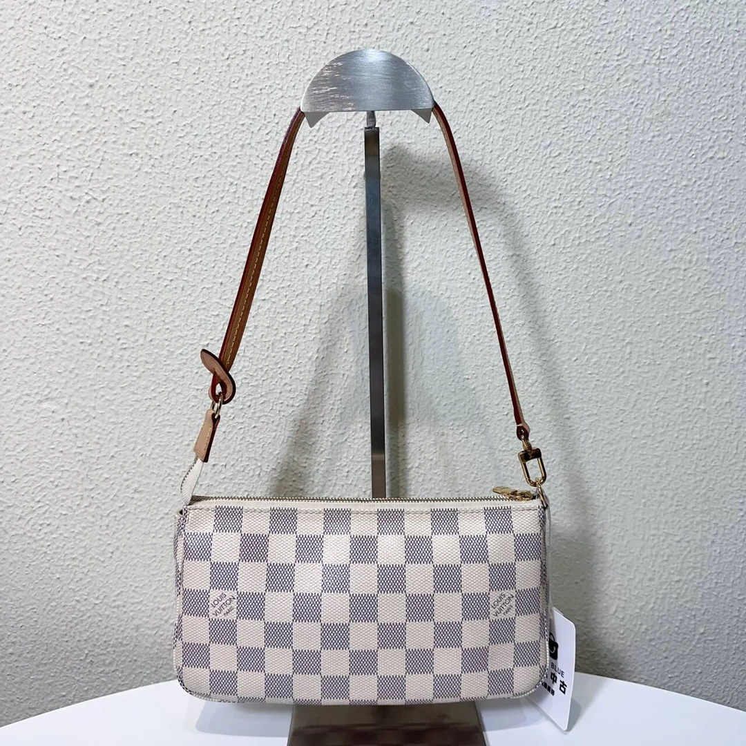95新 LouisVuitton/路易威登 白棋盘格大麻将腋下包  20年