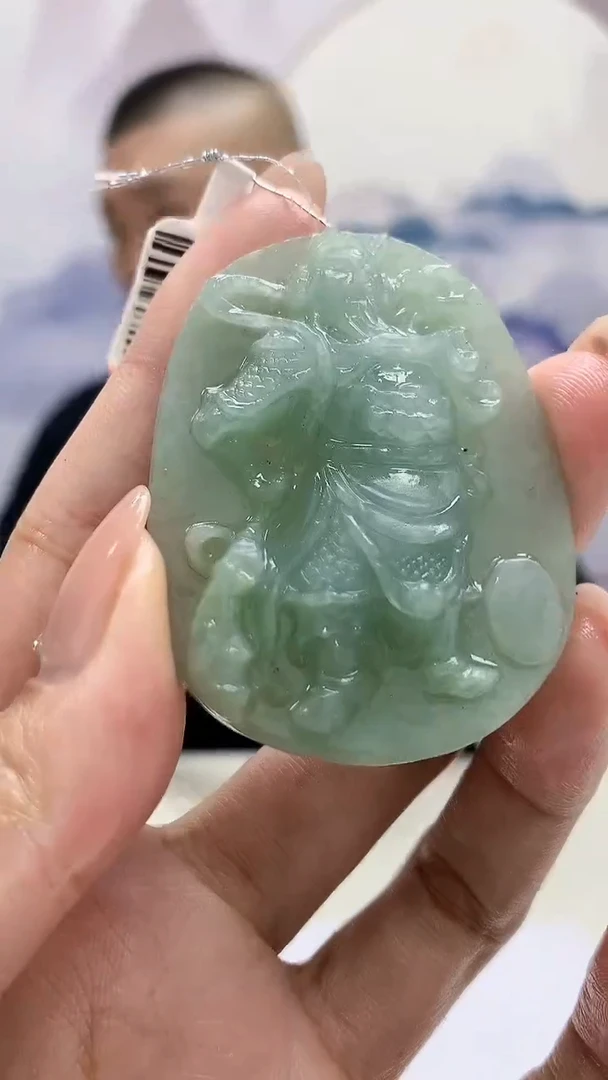 【闪购商品】定制翡翠未镶嵌4836MM-毛货挂件54