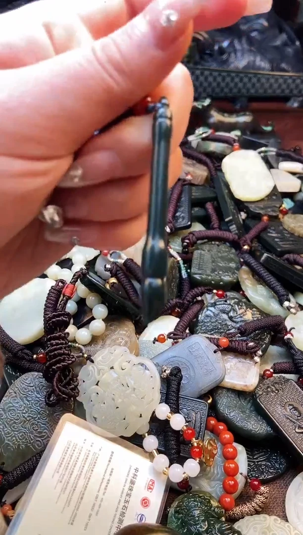 【闪购商品】和田玉挂件未镶嵌1