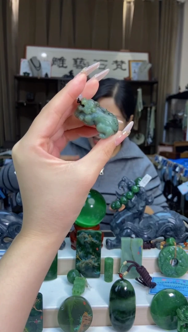 【闪购商品】和田玉挂件未镶嵌1
