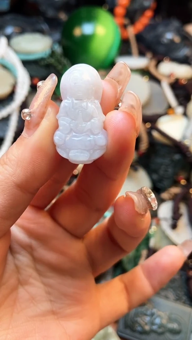 【闪购商品】翡翠挂件未镶嵌1