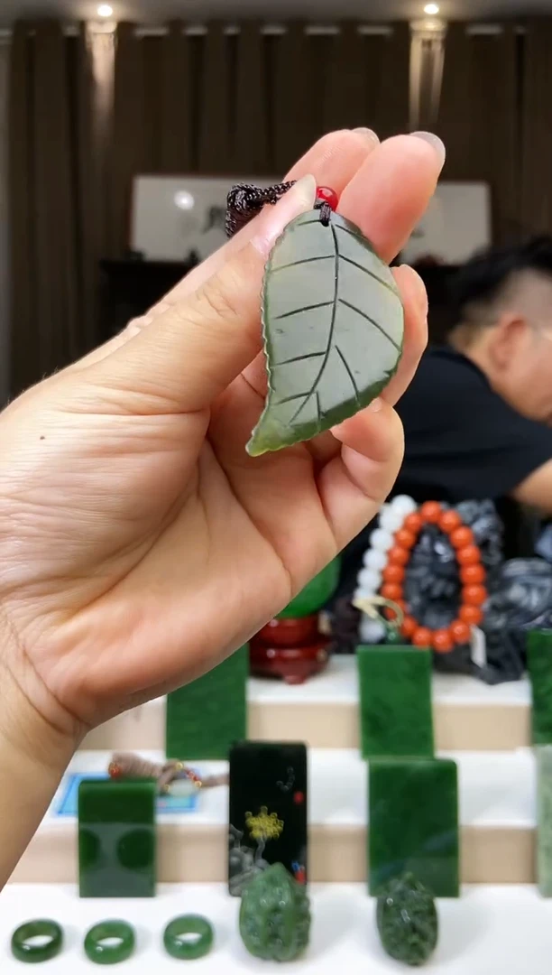 【闪购商品】和田玉挂件未镶嵌1