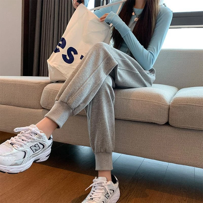 运动裤女春秋季宽松显瘦冬季加绒束脚小个子卫裤时尚休闲哈伦裤女